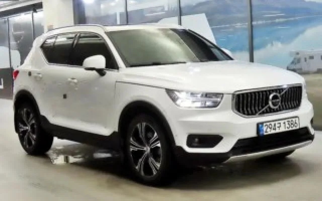 수원외제중고차매매 XC40 B4 AWD 인스크립션 매물 사진 2 - 2022/03 32,172km